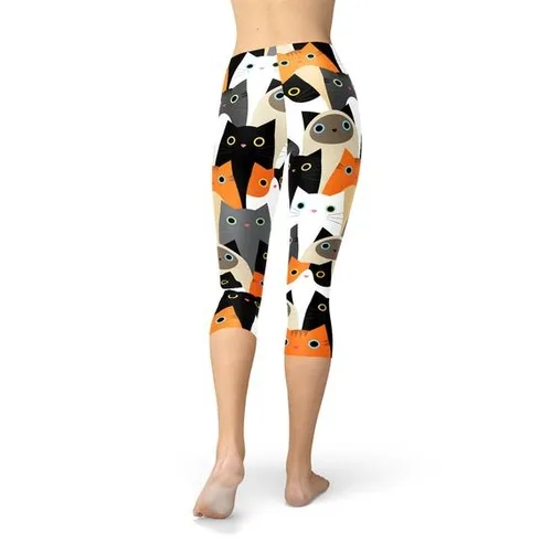 Womens All Over Print Cats Capri Leggings - Image 4